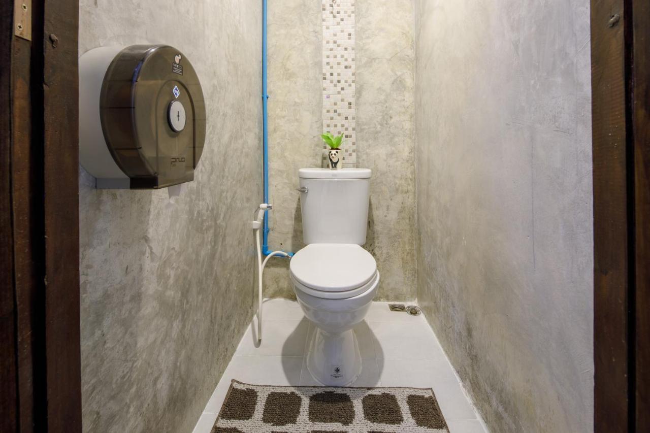 Mesa Guesthouse Чиангмай Екстериор снимка