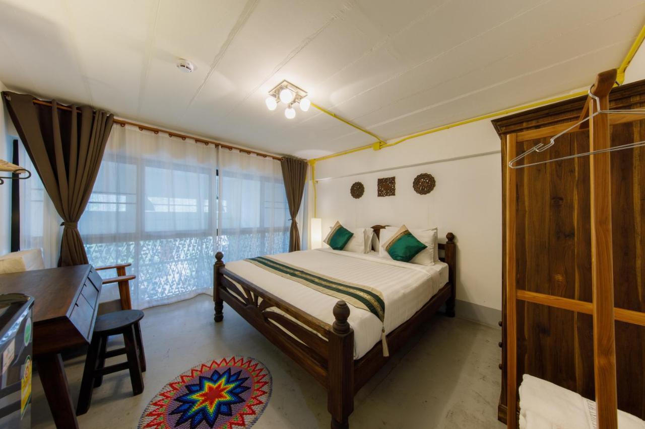 Mesa Guesthouse Чиангмай Екстериор снимка