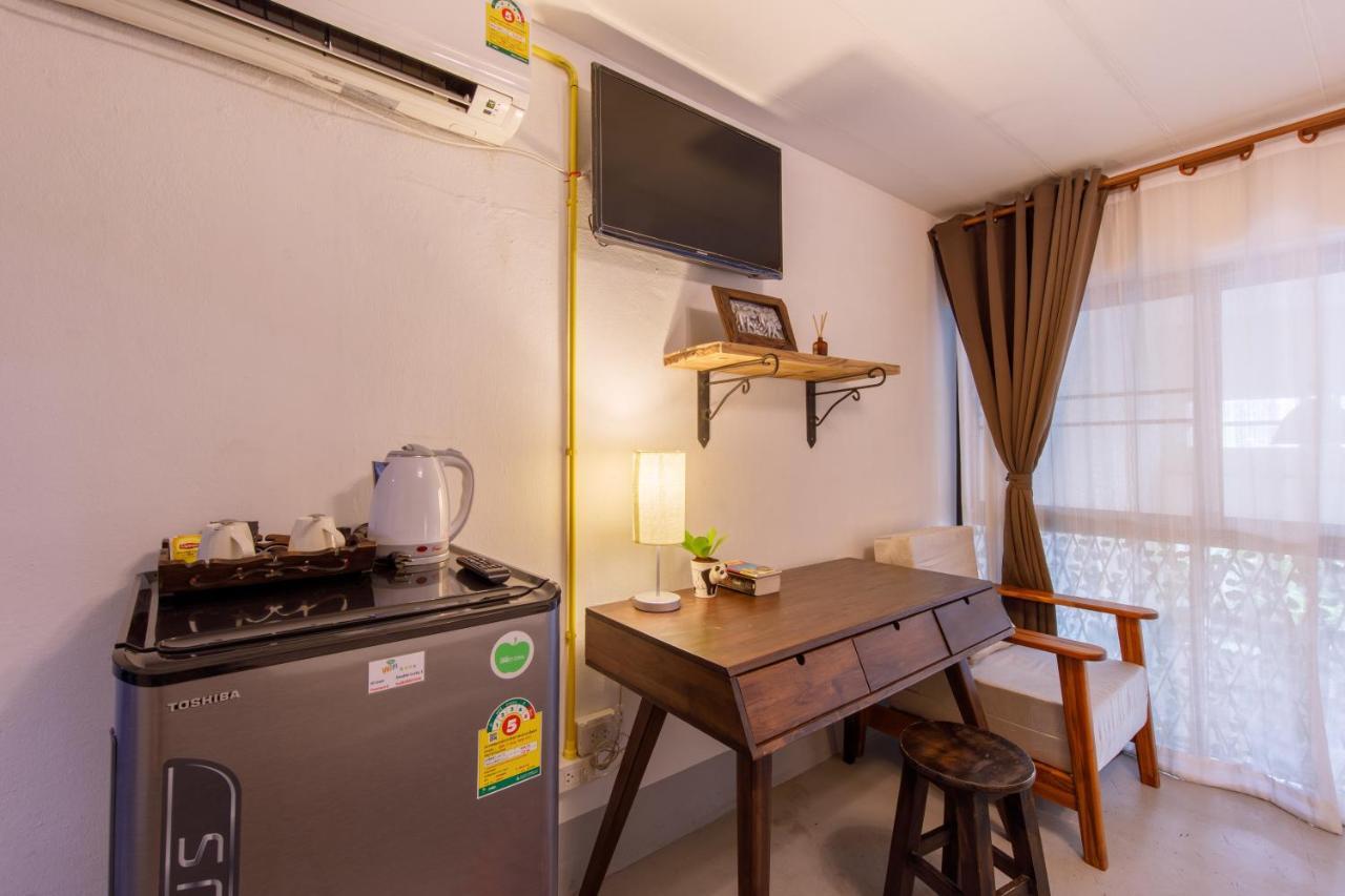 Mesa Guesthouse Чиангмай Екстериор снимка