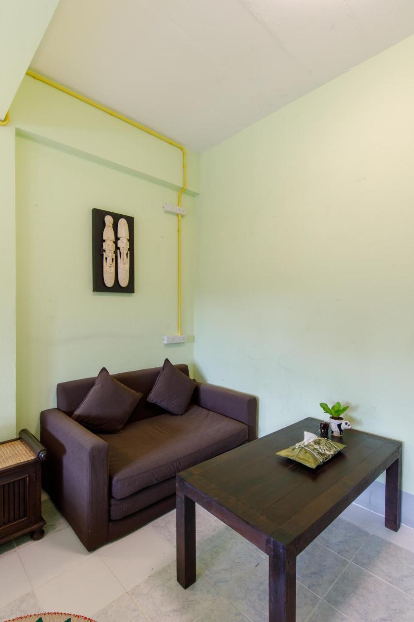 Mesa Guesthouse Чиангмай Екстериор снимка