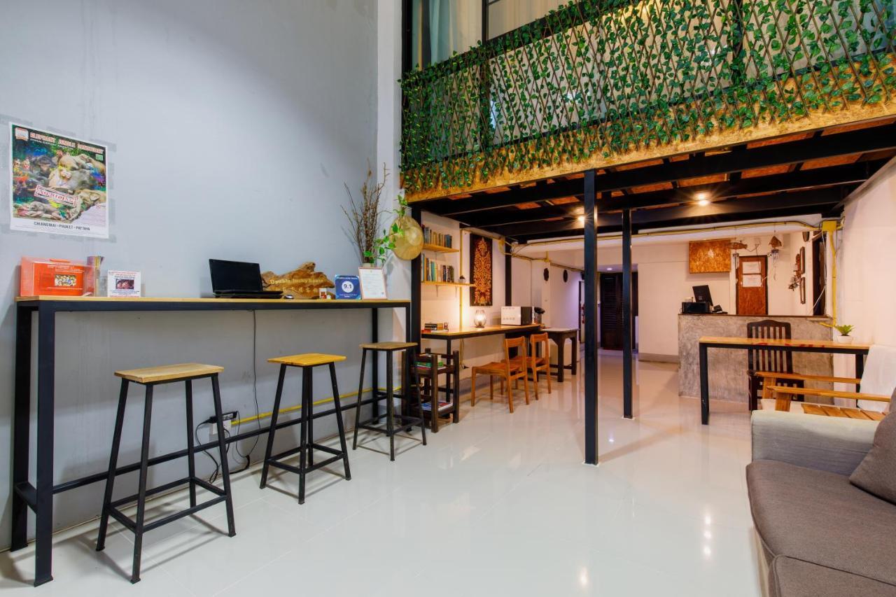 Mesa Guesthouse Чиангмай Екстериор снимка